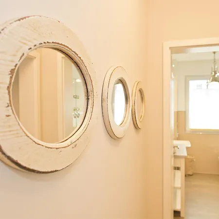 Duenenpalais, App 04 *