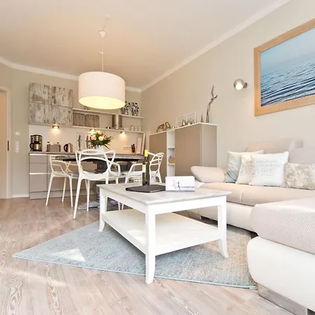 Duenenpalais, App 04